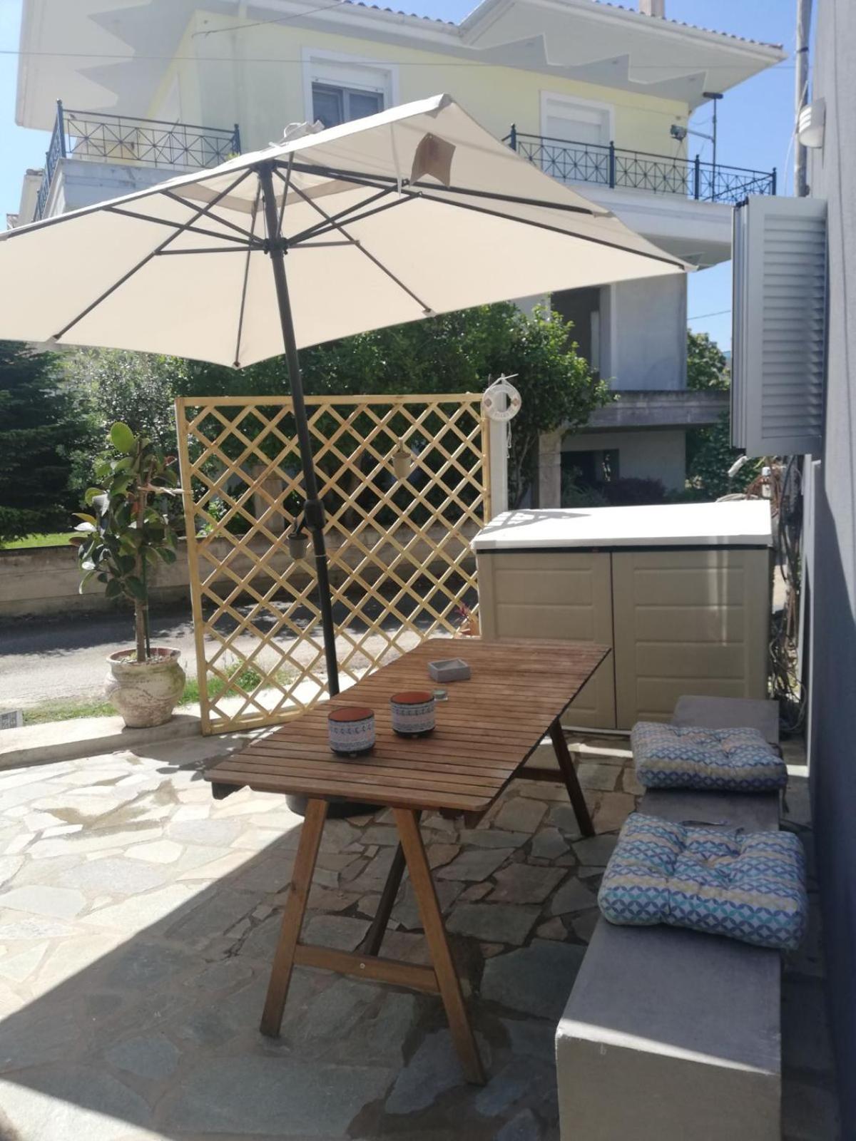 Apartment Spyros Stone House *
